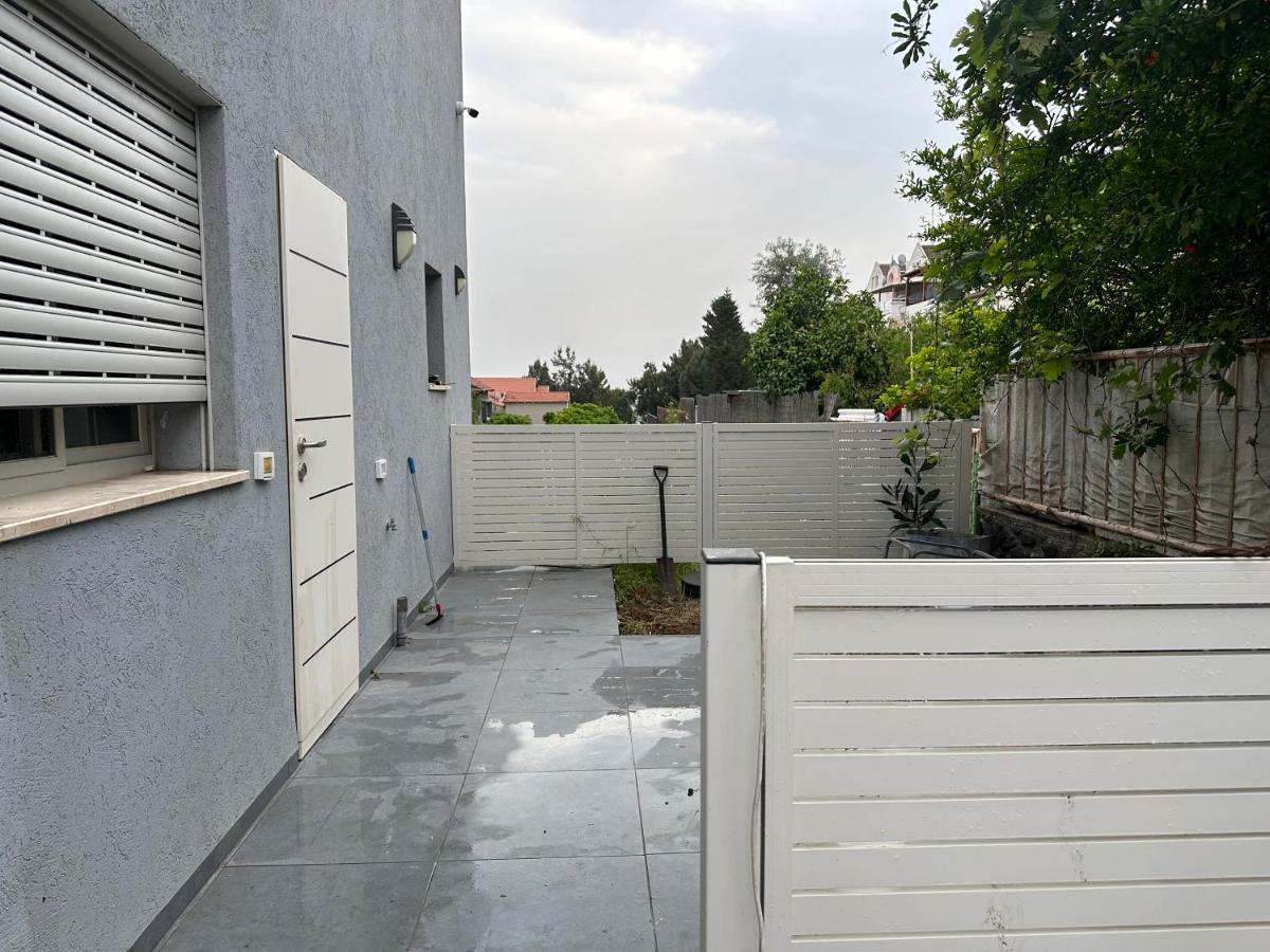 חניתה Apartment Кирият Шмона Екстериор снимка